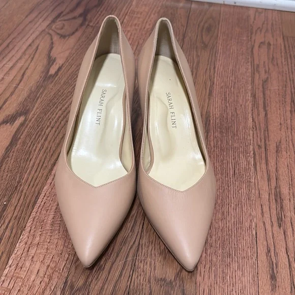 Sarah Flint Nude Kitten Heels - Picture 4 of 9